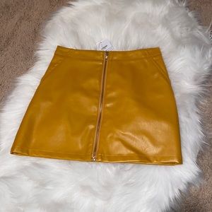 Mini leather skirt